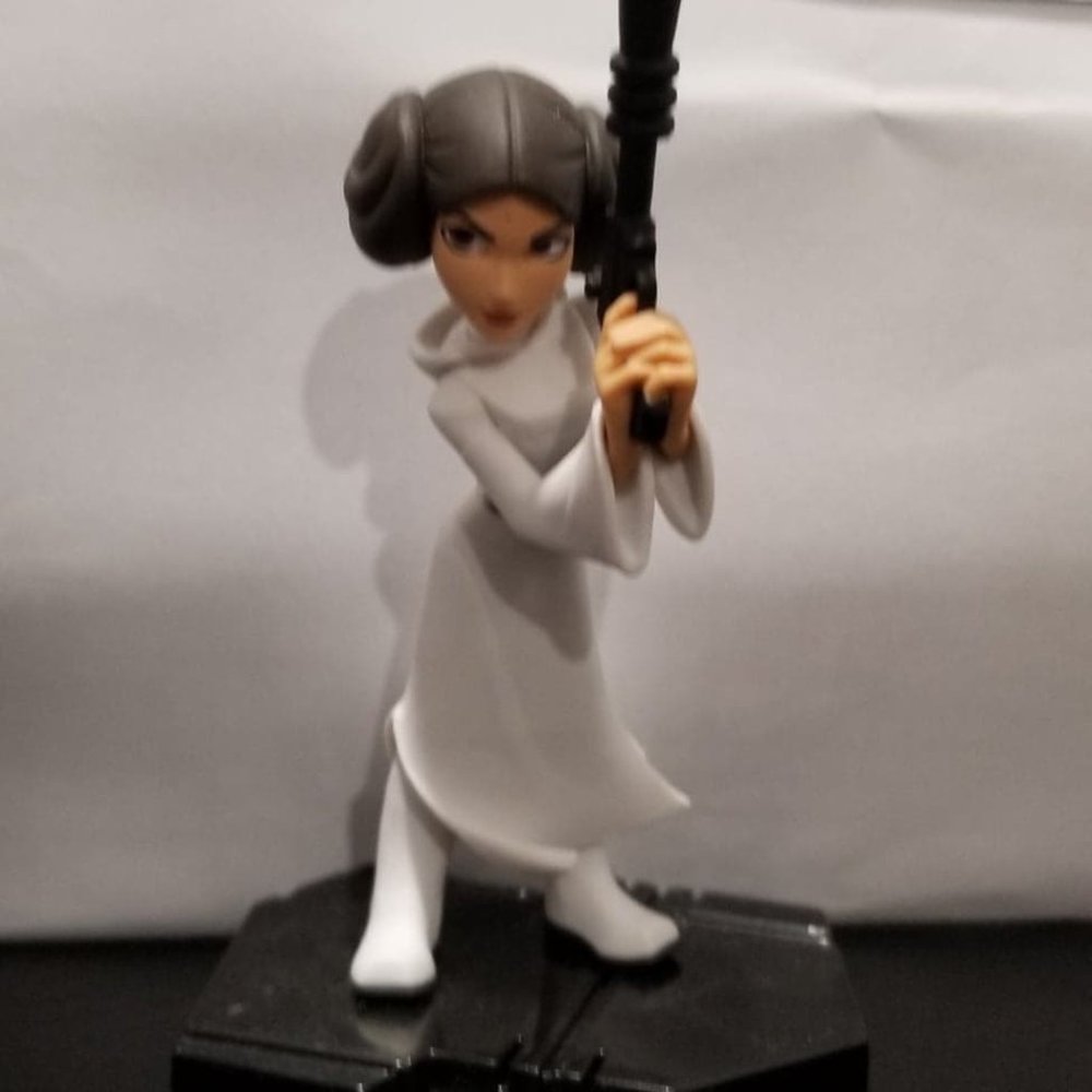 LOOSE: Disney Infinity 3.0 Star Wars Princess Leia